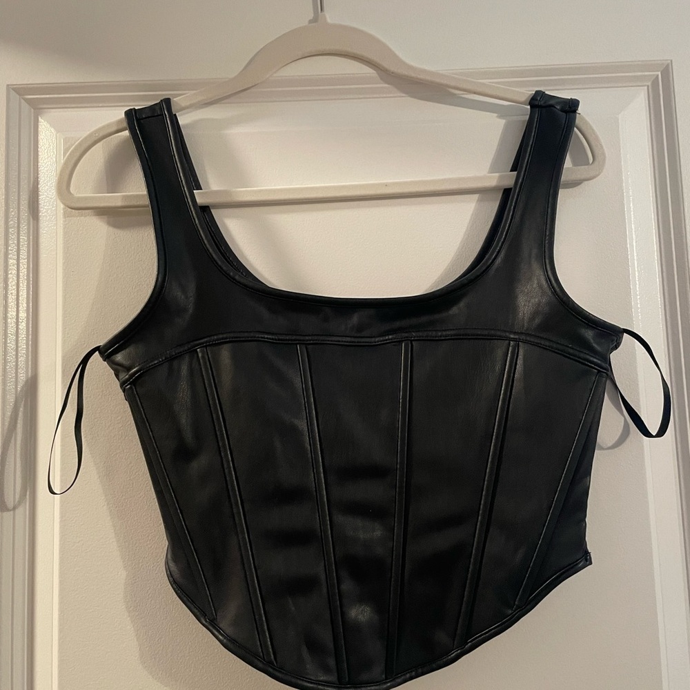 Avec le filles faux leather corset top Size Small